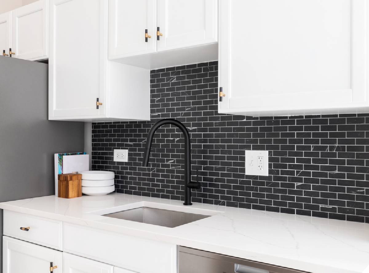 Painters & decorators in Hengoed